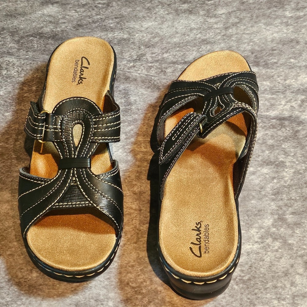 Clarks Bendable "Lexi Myrtle"Wedge Black Slide Sandal Women's SZ10W